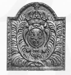 Liliomos és pálmákkal díszített címer